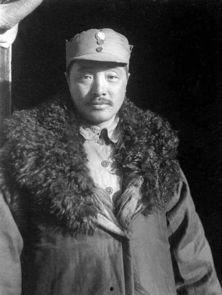 贺龙家庭背景,出身豪门的革命将领传奇